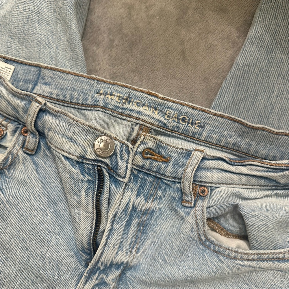 American Eagle Light Blue Jeans